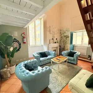 https://monica-2.it-romehotels.com